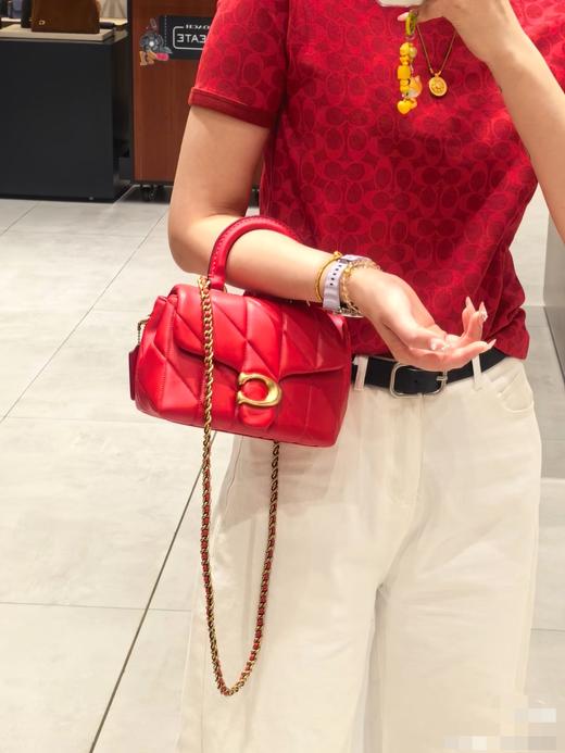 点此购买 蔻驰春夏季男女款短袖T恤合集 ye 340855 商品图4