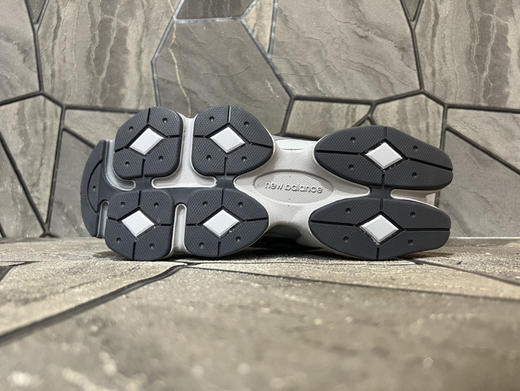 春季特惠💰360 新百伦New Balance NB9060 联名款 复古休闲运动慢跑鞋 商品图3