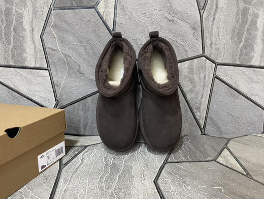 春季特惠💰350 UGG mini 三层底 5cm厚 经典的ultra mini鞋型 商品图7