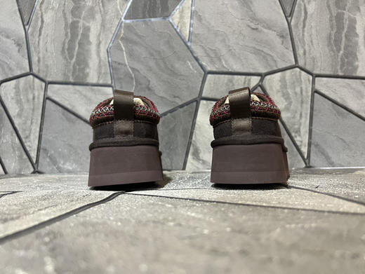 春季特惠💰350 UGG Tazz 厚底民族风 舒适休闲包头拖鞋 女款 商品图4
