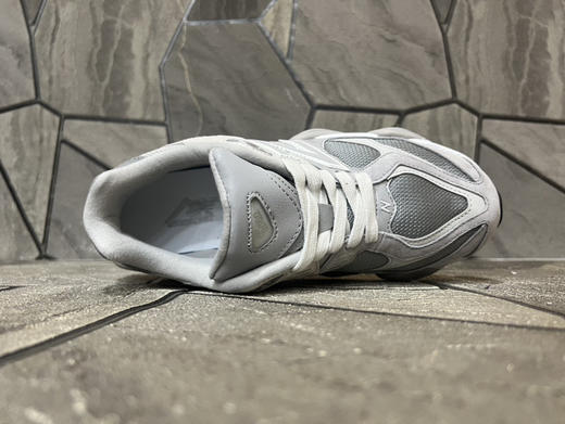 春季特惠💰360 新百伦New Balance NB9060 联名款 复古休闲运动慢跑鞋 商品图2