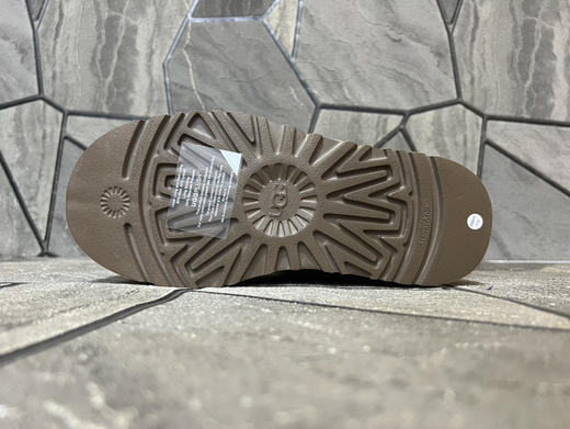春季特惠💰350 UGG 廓形设计的 Tazzelle 塔茨勒便鞋 厚底懒人鞋 商品图3
