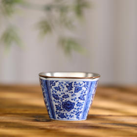 【忘言】 青花点工缠枝四方建水 曰何文人器