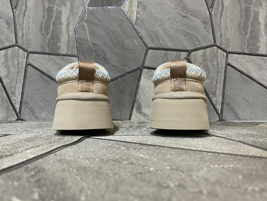 春季特惠💰350 UGG Tazz 厚底民族风 舒适休闲包头拖鞋 女款 商品图4
