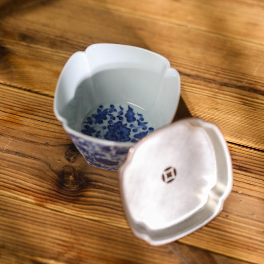 【忘言】 青花点工缠枝四方建水 曰何文人器 商品图1