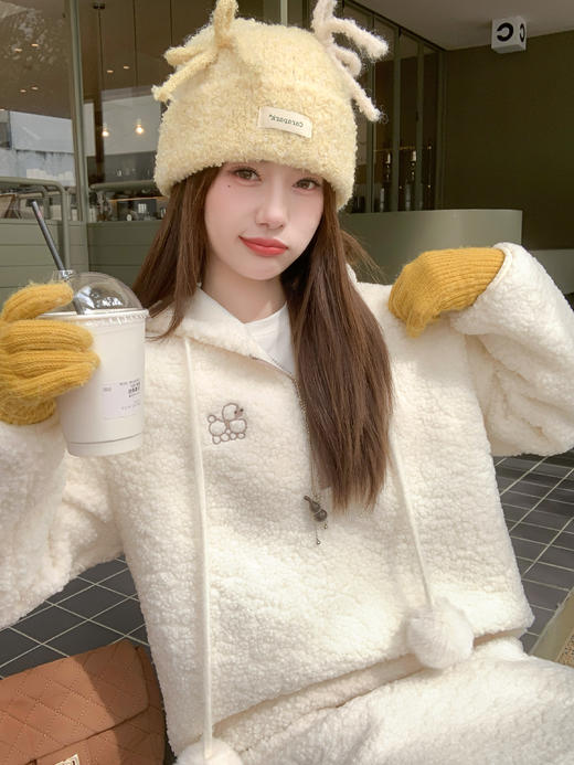 <曾小咸推荐>3.1现货秒杀！微信超特价！韩系米白色摇粒绒连帽卫衣 日常189.99 立减100 秒杀89.99！半裙 日常159.99 立减80 秒杀79.99！ 商品图14