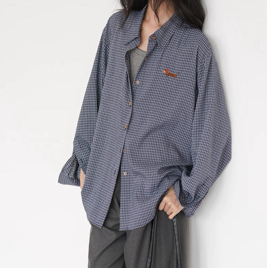 【腊肠小狗刺绣蓝格纹衬衫】不挑人宽松版型 简约气质款 商品图1
