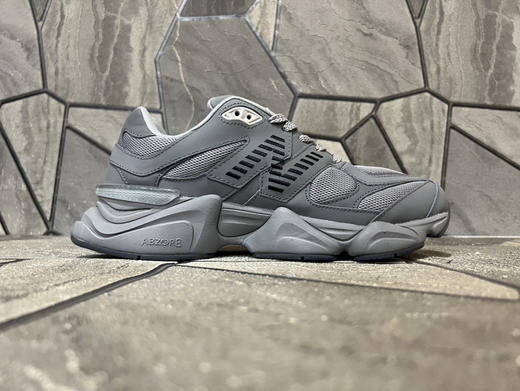 春季特惠💰360 新百伦New Balance NB9060 联名款 复古休闲运动慢跑鞋 商品图1
