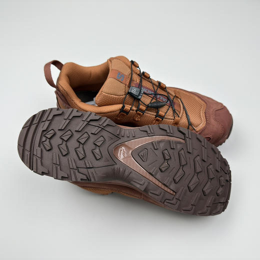 春季特惠💰460 萨某蒙 XA PRO 3D 网布皮革 JeongLi 联名款 XA PRO 3D 舒适百搭 耐磨透气抗冲击 低帮 户外功能鞋 男女同款 商品图3