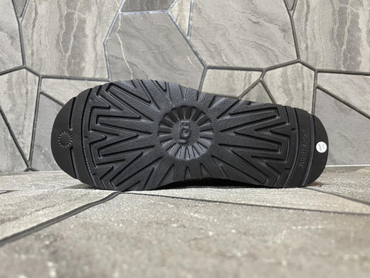 春季特惠💰350 UGG mini 三层底 5cm厚 经典的ultra mini鞋型 商品图3