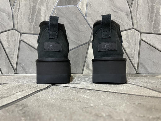 春季特惠💰350 UGG mini 三层底 5cm厚 经典的ultra mini鞋型 商品图4