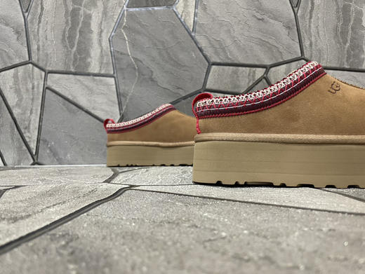 春季特惠💰350 UGG Tazz 厚底民族风 舒适休闲包头拖鞋 女款 商品图6
