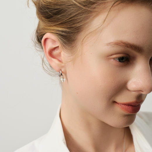 ARSIS｜幸运符号系列 幻影蝴蝶双圈耳钉 商品图5