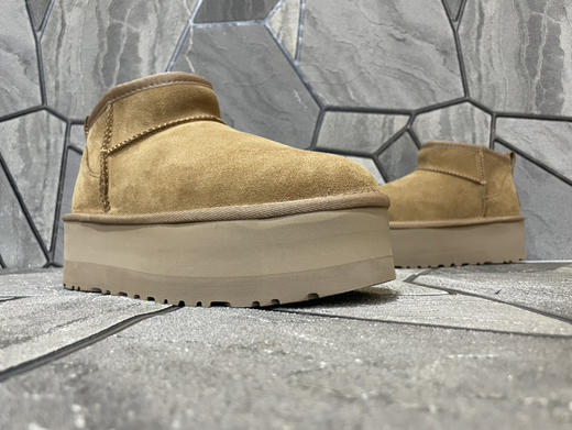 春季特惠💰350 UGG mini 三层底 5cm厚 经典的ultra mini鞋型 商品图5