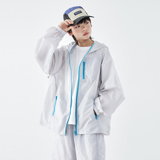 浅薄荷外套预售5.3发 浅薄荷短裤预售5.1发 蓝汽水2026夏季男童户外山系原纱防晒短裤青少年凉感连帽上衣套装 商品图4