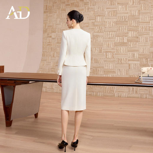 AD高端精致职业装两件套2026春新款高级感女士出席重要场合的裙子 商品图4