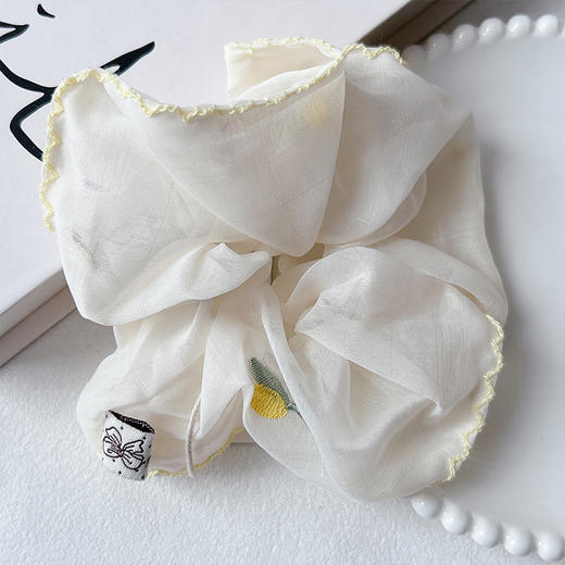 高级感文艺风花朵刺绣发圈-纪念日百货门店同款169257266 商品图2