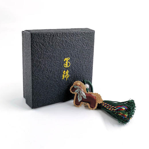 【蜀锦挂件：锦马呈祥】礼好天府非遗蜀锦饰品挂件 多款可选 刺绣国风配饰车挂挂件 中国特色礼品 传统手工马年挂件挂饰伴手礼 商品图10