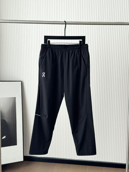 点此购买 昂跑All-Day Joggers系列男士户外休闲长裤 bk 340857 商品图6