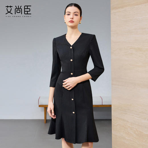 艾尚臣七分袖轻奢优雅风黑色V领连衣裙女长袖收腰显瘦气质裙 商品图1