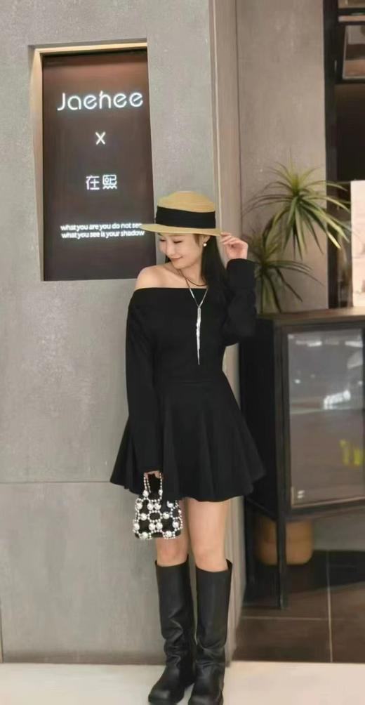在熙Jaehee女装斜肩收腰连衣裙6618 商品图0