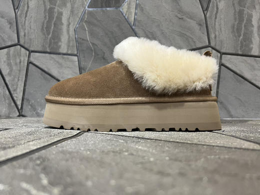 春季特惠💰350 UGG 廓形设计的 Tazzelle 塔茨勒便鞋 厚底懒人鞋 商品图0