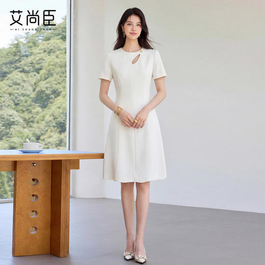艾尚臣初恋小白裙极简风连衣裙女夏短袖A字裙轻奢质感显瘦气质裙 商品图3