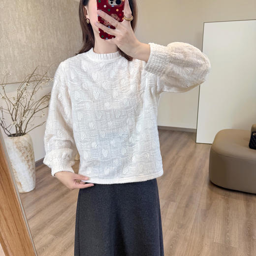 YAW26005泡泡纱奶油打底衫 商品图1