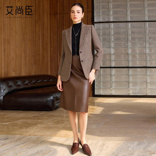 艾尚臣轻奢风羊毛格子西装套装女2026春季修身显瘦皮裙两件套女装 商品图1
