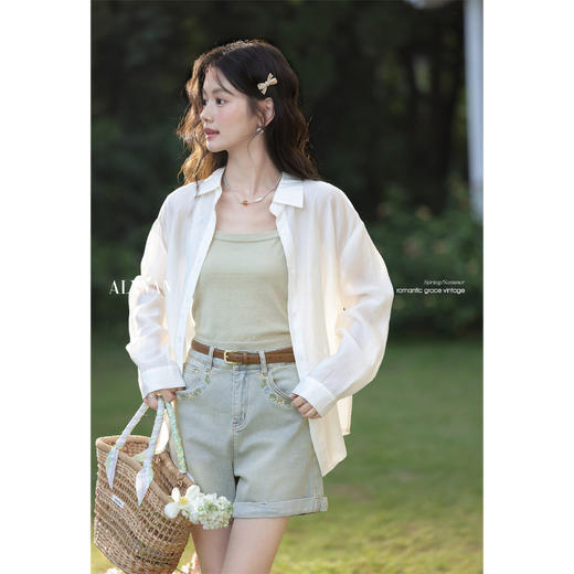 鹿向南「素衣絮语」宽松休闲衬衣杏色防晒长袖衬衫女春季上衣外套 商品图3