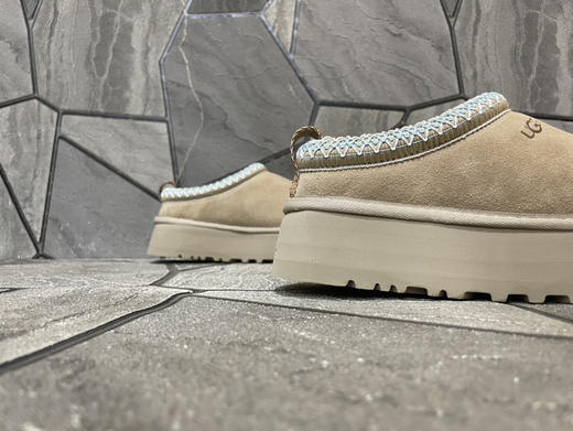 春季特惠💰350 UGG Tazz 厚底民族风 舒适休闲包头拖鞋 女款 商品图6