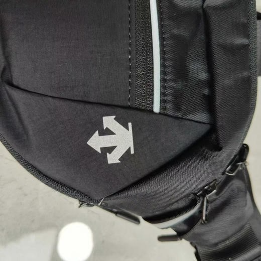 韩单迪桑特运动休闲腰包 腰包，可胸包 颜色 :黑色  
尺寸34*16*7 商品图8