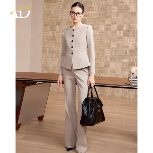 AD高端精致女士西装套装春2026新款爆款高级感正式场合职业装穿搭 商品图3