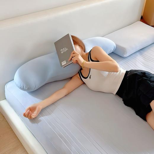 【深睡抱抱枕】A类母婴面料 柔 95CM*30CM 软亲肤 隐藏式拉链头 呵护JI椎 三点支撑 双波浪曲线设计 为侧睡量身定制 商品图4