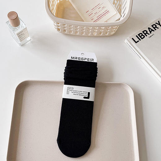 基础-简约竖条直板堆堆女袜-纪念日百货门店同款170093203 商品图2