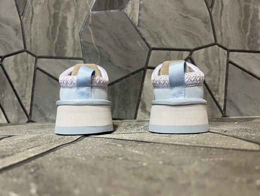 春季特惠💰350 UGG Tazz 厚底爱心民族风 舒适休闲包头拖鞋 女款 商品图4