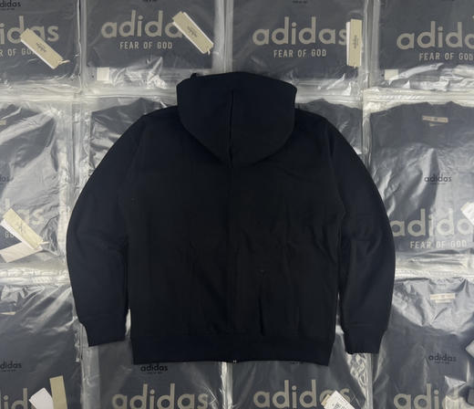 原单正品 GAP logo抓绒贴布绣连帽衫卫衣，男女同款，内里薄绒 胸前刺绣logo设计，经典百搭款！
黑 灰两色 尺码S - XL 版型宽松 商品图2