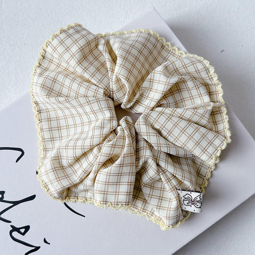 韩系简约格纹布艺大肠发圈-纪念日百货门店同款169256642 商品图1