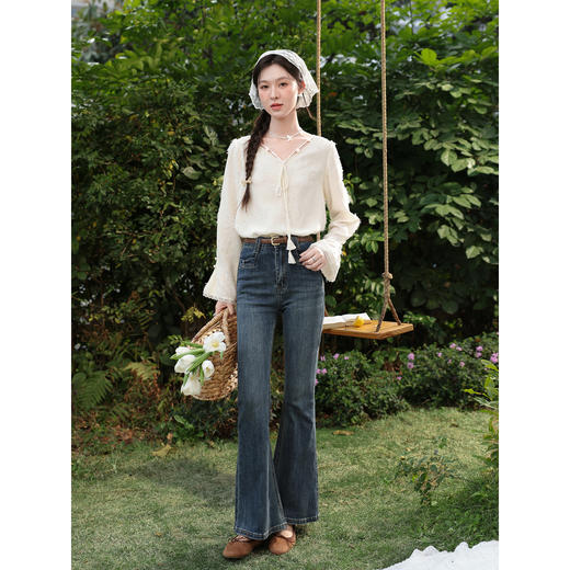 鹿向南「栖花叙风」法式气质V领杏色长袖衬衫女春新款巨好看上衣 商品图3