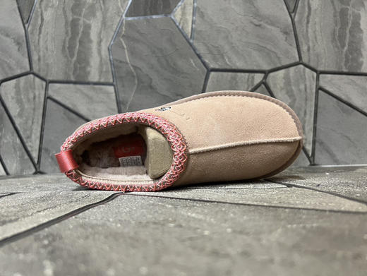 春季特惠💰350 UGG Tazz 厚底爱心民族风 舒适休闲包头拖鞋 女款 商品图2