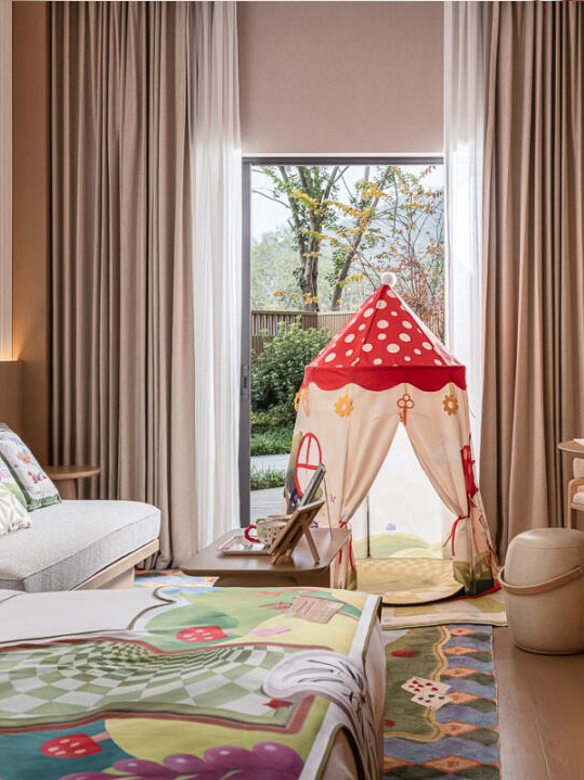 🍃 周末不加价丨仙居悦柳酒店 × 318大促 · 1晚 · 爱丽丝仙境乐园房套餐