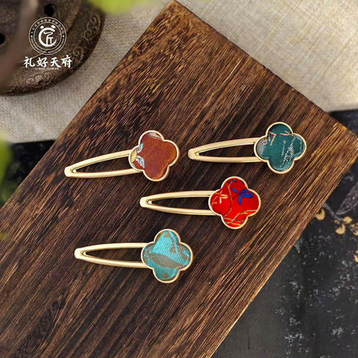 【蜀锦饰品：发夹】礼好天府非遗蜀锦发饰 柿柿如意/萌猫雅韵多款可选 刺绣国风头饰 日常百搭穿搭配饰 传统手工马年中国风特色礼物节日伴手礼礼品 商品图4
