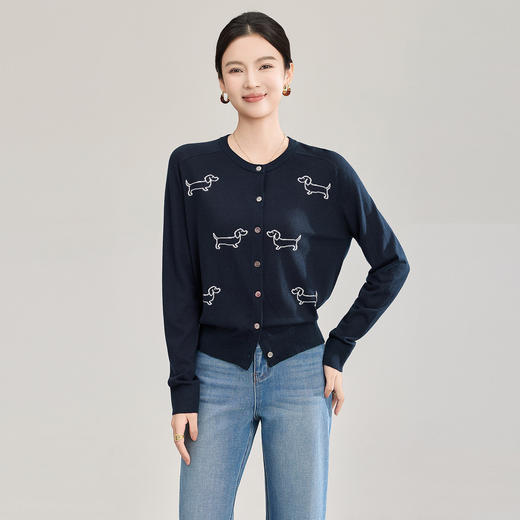 「高货wl」全新升级【铂金会员330/天猫449/差价119】(11741)洛诗琳气质羊毛混纺上衣2026春季新款小狗刺绣针织开衫 商品图0