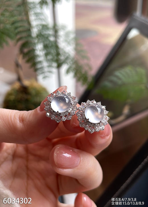 6034302，蛋面耳钉。具体价格微信咨询 商品图2