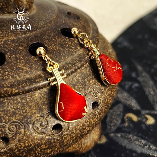 【蜀锦饰品：耳饰】礼好天府非遗蜀锦耳环 雅韵琵琶/锦蝶翩翩多款可选 刺绣国风配饰 中国特色礼品 日常百搭耳钉耳饰 中国风特色礼物节日伴手礼 商品图4