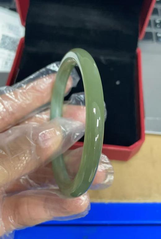 V121134-A-X028V00036404 周大福CHOW TAI FOOK 【情人节礼物】圆圆满满圆镯和田玉手镯玉手镯 商品图1