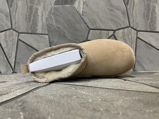 春季特惠💰350 UGG mini 三层底 5cm厚 经典的ultra mini鞋型 商品图2