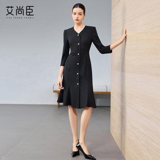 艾尚臣七分袖轻奢优雅风黑色V领连衣裙女长袖收腰显瘦气质裙 商品图0