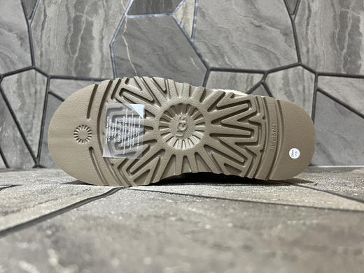 春季特惠💰350 UGG 廓形设计的 Tazzelle 塔茨勒便鞋 厚底懒人鞋 商品图3