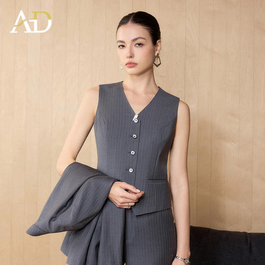 AD新闻女王同款西装马甲春2026新款轻奢高级感大女主职场穿搭马夹 商品图1